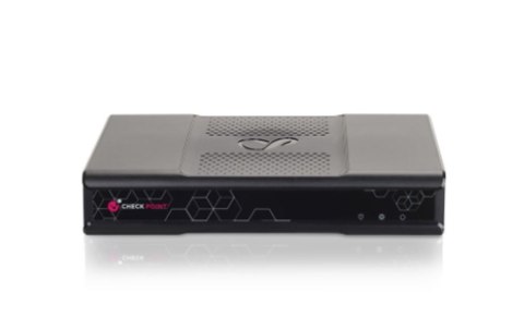 Zapora sieciowa SG 1555 appliance. Includes SNBT subscription package and Direct Premium support for 5Y Zapora sieciowa SG 1555 appliance. Includes SNBT subscription package and Direct Premium support for 5Y