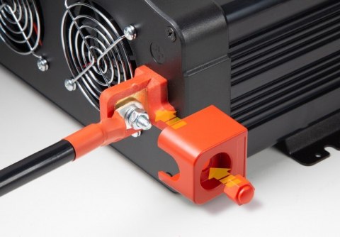 Falownik 2000W DC 12V/AC 230V TE22 Falownik 2000W DC 12V/AC 230V TE22