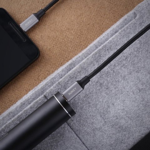 CB-CD5 kabel USB-C - USB-C 1m 60W PD 3A 20V nylonowy oplot czarny CB-CD5 kabel USB-C - USB-C 1m 60W PD 3A 20V nylonowy oplot czarny