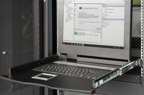 Konsola 19 LCD z touchpad KVM 16 portów 1U komplet kabli (16xDS-19231) klawiatura US Konsola 19 LCD z touchpad KVM 16 portów 1U komplet kabli (16xDS-19231) klawiatura US
