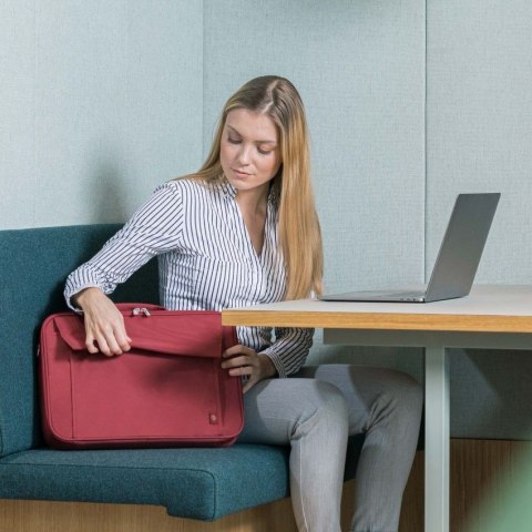 Torba na laptopa Eco Multi BASE 15-17.3 cala czerwona Torba na laptopa Eco Multi BASE 15-17.3 cala czerwona