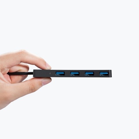 Hub 4-Port USB 3.0 Ultra Slim Data Hub 4-Port USB 3.0 Ultra Slim Data