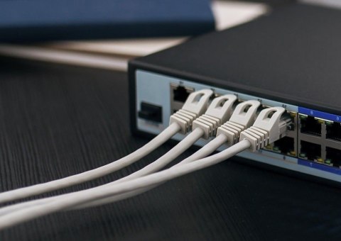 Kabel sieciowy KAT.5E UTP wewnętrzny 305m