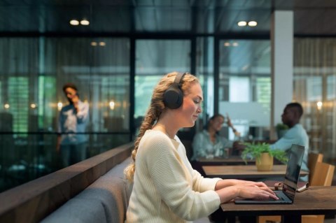 Słuchawki bezprzewodowe TAH8506BK Bluetooth czarne Słuchawki bezprzewodowe TAH8506BK Bluetooth czarne