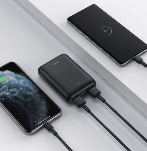 PB-N66 Ultra Slim PowerBank 10000mAh 3xUSB 5V LED PB-N66 Ultra Slim PowerBank 10000mAh 3xUSB 5V LED