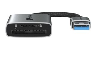 Adapter USB Type-A to SD & microSD 3.0 SPEC: 1 × USB-A Connector,1 × SD + 1 × microSD(TF) up to 200MBps Port 