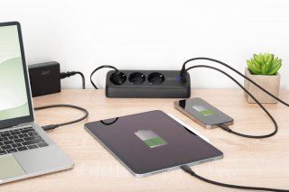 Listwa zasilająca biurkowa, 3 gniazda Schuko, 2x USB-A (2x 12W), 1x USB-C (30W) z zaciskiem na blat, kabel 1,5m, czarna