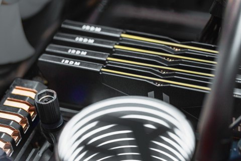 Pamięć DDR5 IRDM 32GB(2*16GB) /7400 CL36