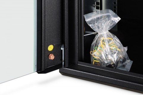 Szafa sieciowa wisząca Dynamic 19" 12U rack 607x600x450mm, drzwi szyba, czarna, niezłożona, 60kg