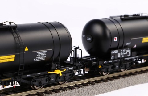 Zestaw 2 cystern typ 406R PKP Wałbrzych Zestaw 2 cystern typ 406R PKP Wałbrzych